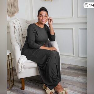 Elegant Black Maxi Dress